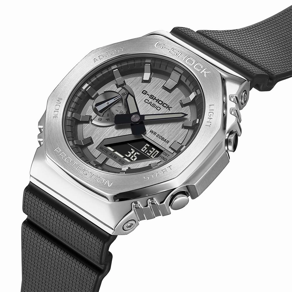 G-Shock Watches G-Shock GM2100-1A Metal Covered Silver 'CasiOak'