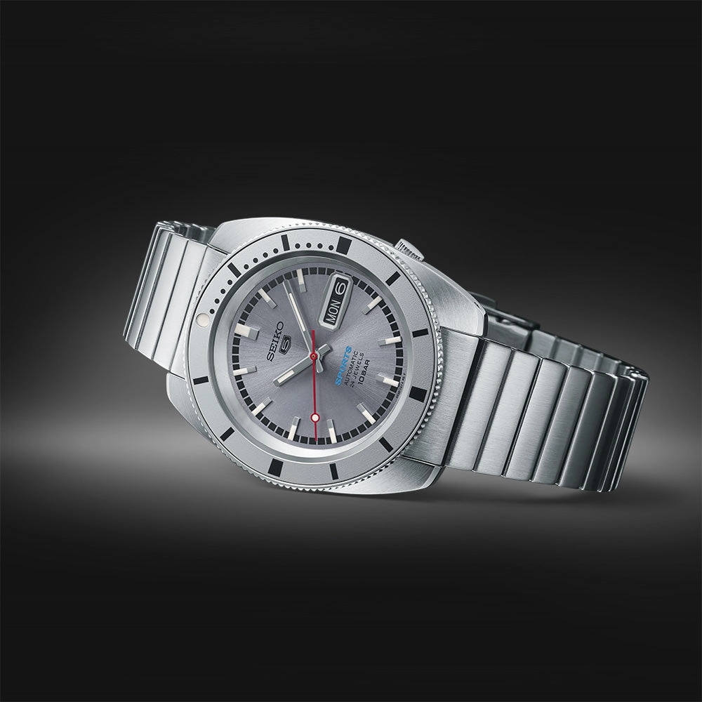 Seiko Watches Seiko 5 Sport SRPL03K Heritage 1968 Limited Edition