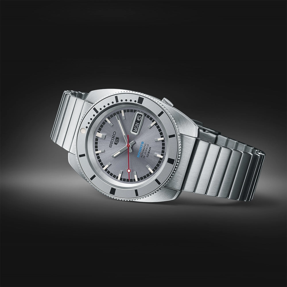 Seiko Watches Seiko 5 Sport SRPL03K Heritage 1968 Limited Edition