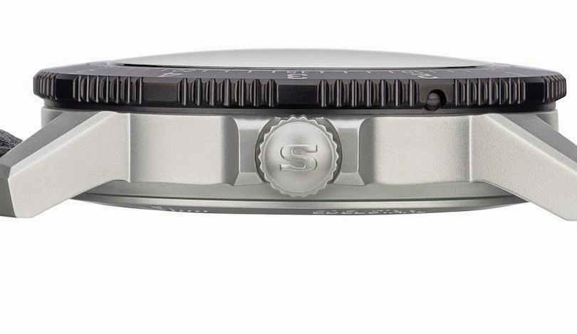 Sinn Watches Sinn 105 St Sa W H-Link Bracelet Watch
